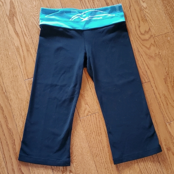 Lululemon Cropped Leggings - Picture 1 of 3